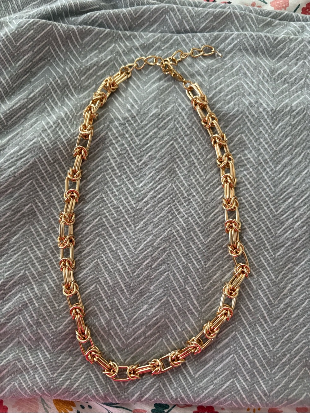 Gold Chain Link Necklace - Unbranded Women’s Jewelry